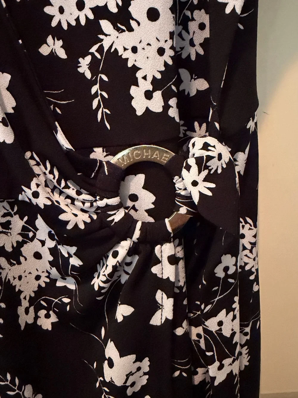 Michael Kors XL Black/White Floral Wrap Dress EUC Career Chic Feminine Stretchy